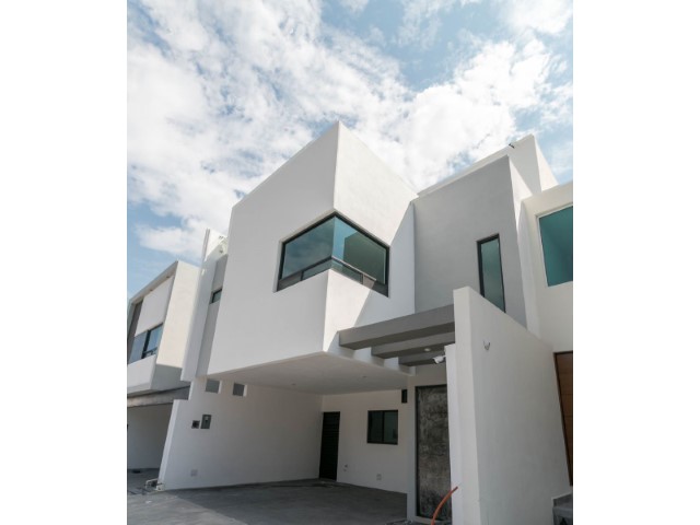 Casa en Venta en Cumbres Elite