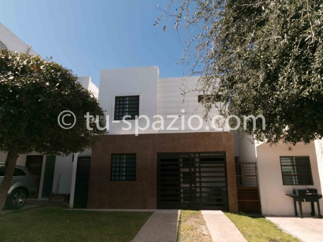 Casa en Venta en Cumbres Renacimiento