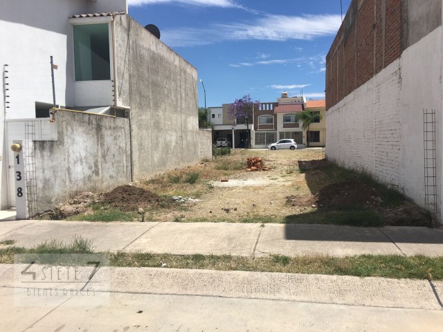 Terreno en Venta en colonia Quintas San Lorenzo