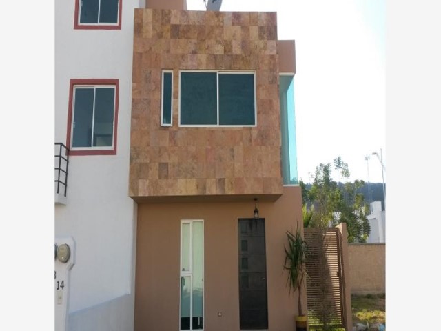 Casa en Venta en Tlacote El Bajo