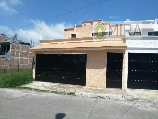 Casa en Venta en colonia Defensores de Puebla