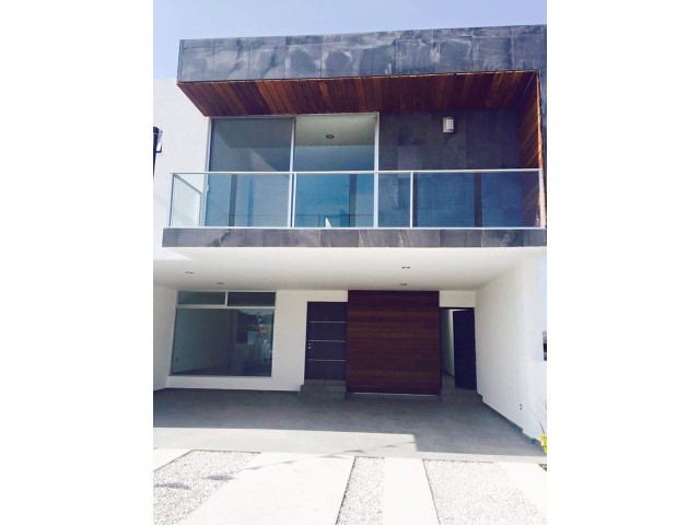 Casa en Venta en Cumbres del Lago