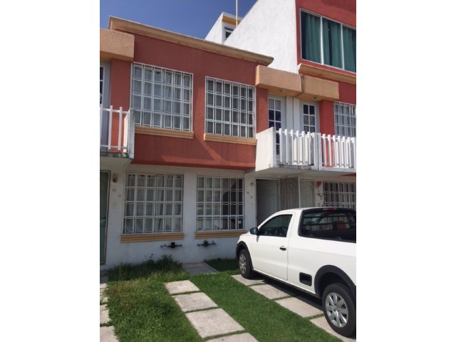 Casa en Venta en colonia Heroes de Puebla