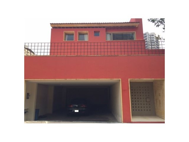 Casa en Venta en colonia Bosques de las Lomas