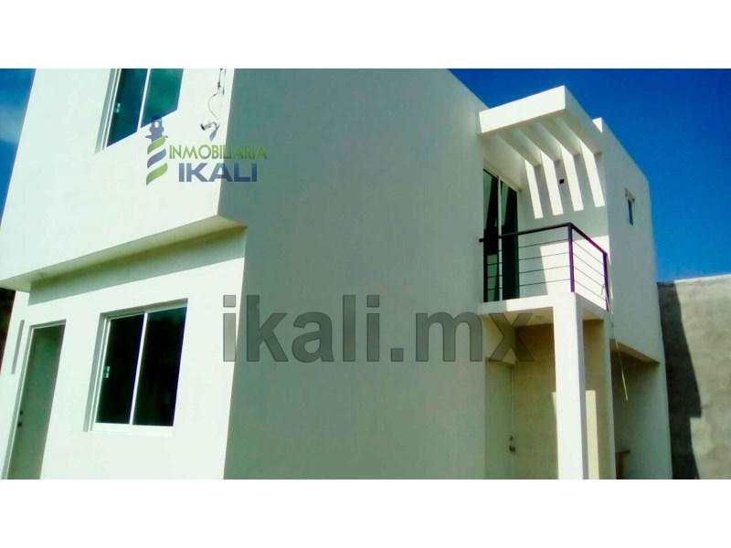 Casa en Venta en Herberto Jara Corona