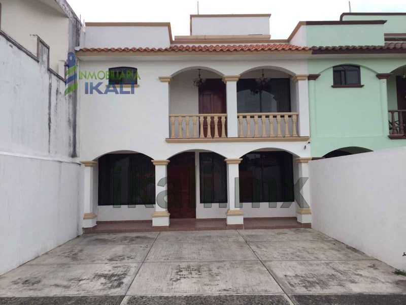 Casa en Renta en La Ilusion