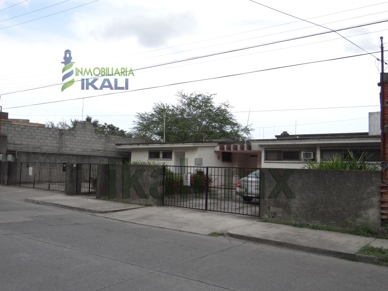 Casa en Venta en Jardines de Tuxpan