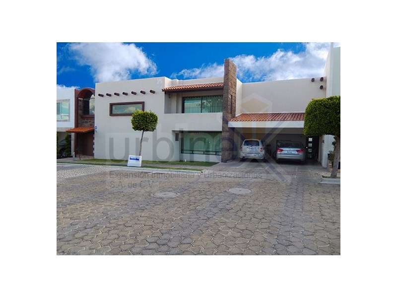 Casa en Venta en Lomas de Angelopolis