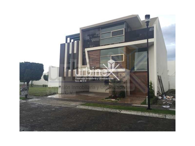 Casa en Venta en Lomas de Angelopolis