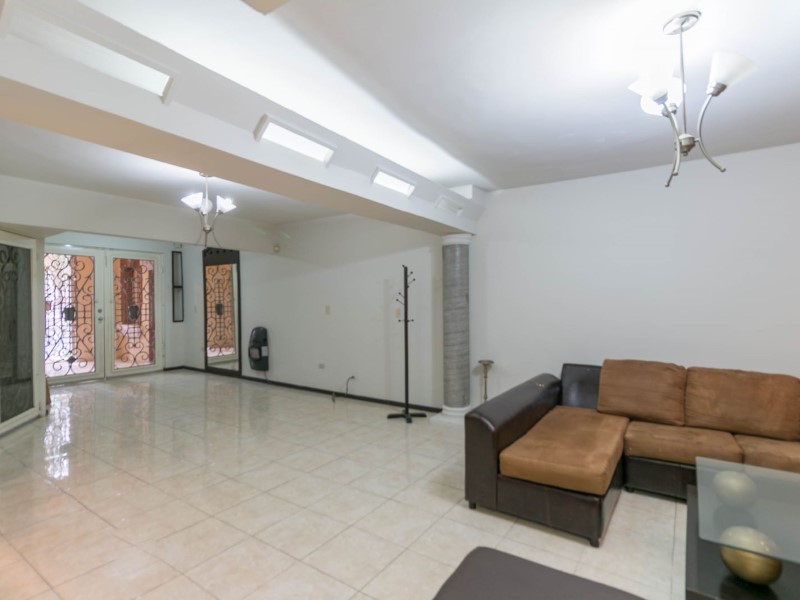 Casa en Renta en Cumbres