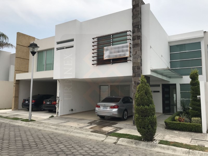 Casa en Venta en Lomas de Angelopolis