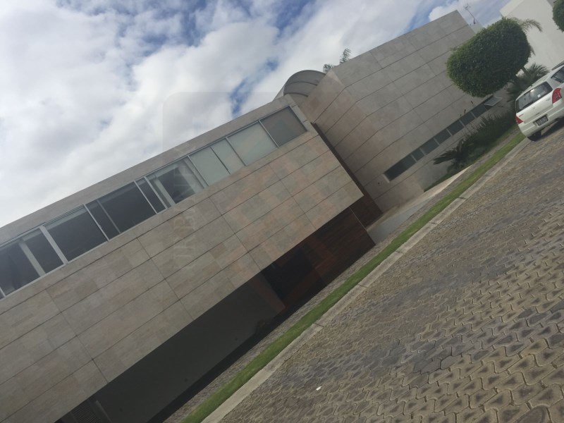 Casa en Venta en Lomas de Angelopolis