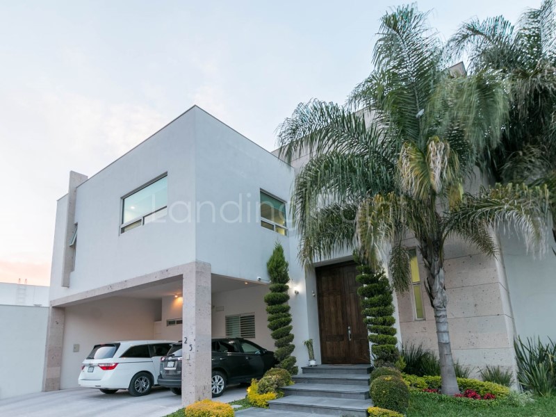 Casa en Venta en Zona Valle Poniente