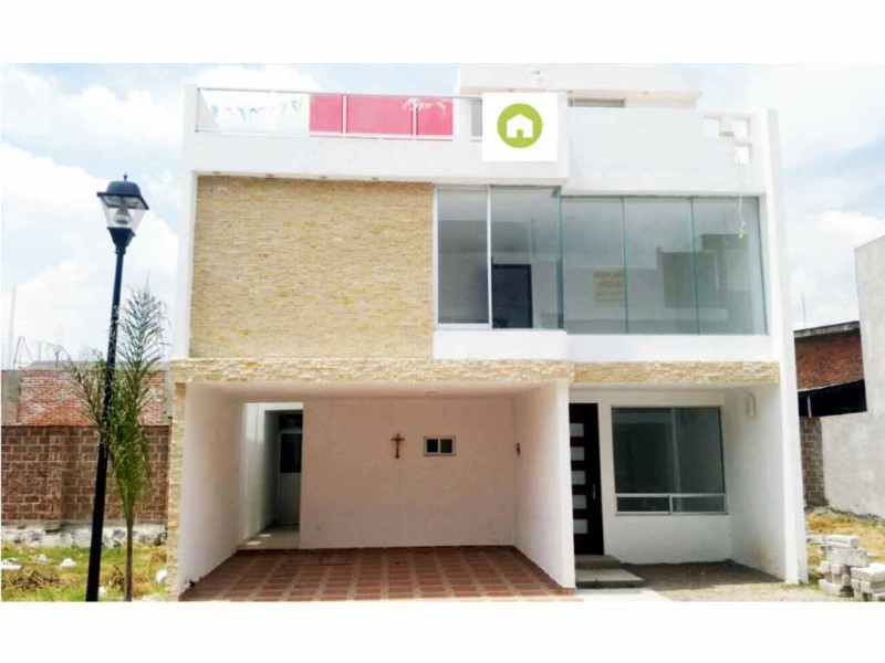 Casa en Venta en colonia Santa Maria Xixitla