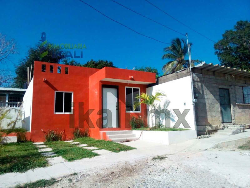 Casa en Venta en colonia Lic Rafael Hernandez Ochoa