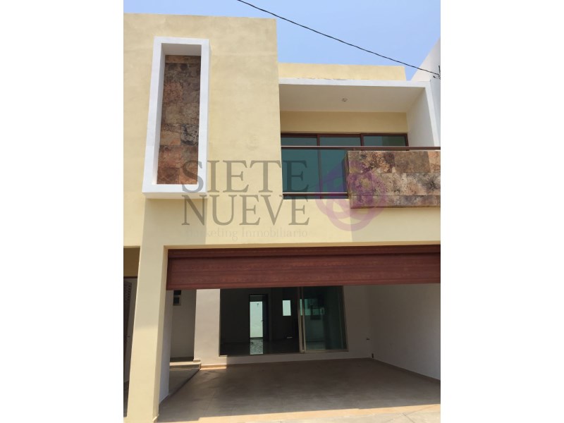 Casa en Venta en Graciano Sanchez Romo