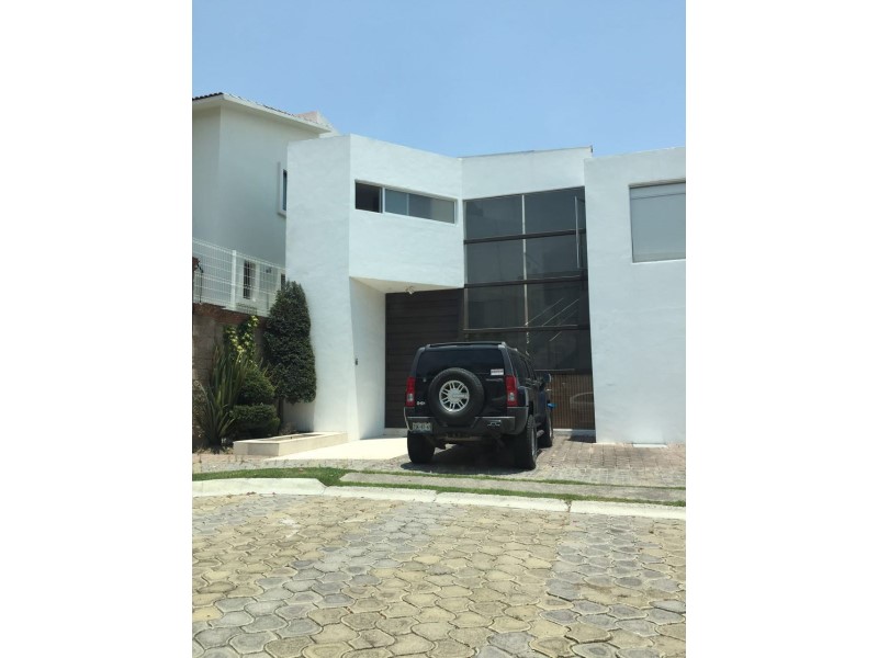 Casa en Renta en Lomas de Angelopolis