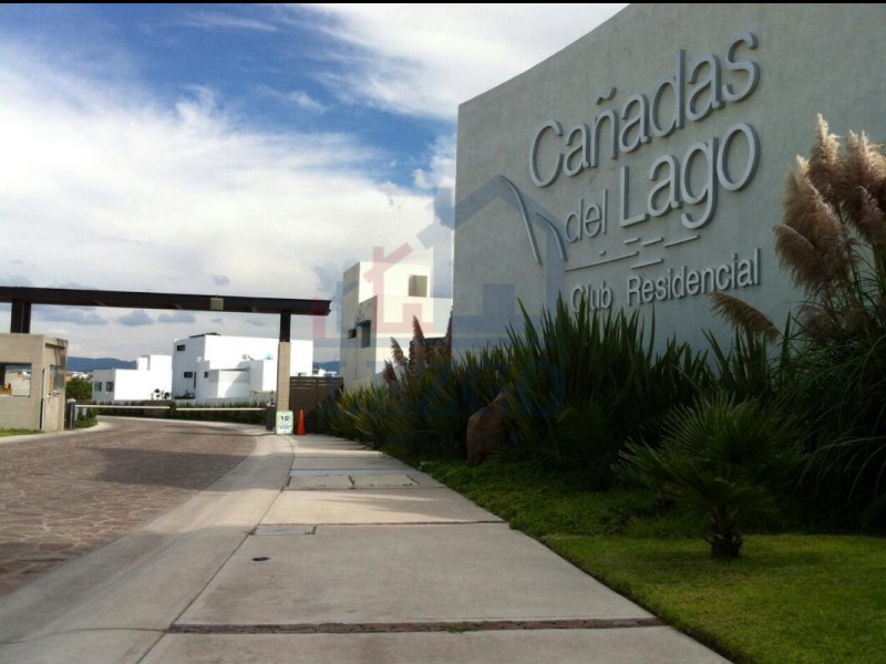 Departamento en Venta en Cañadas del Lago