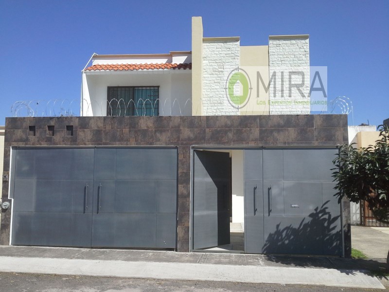 Casa en Venta en San Lorenzo Itzicuaro