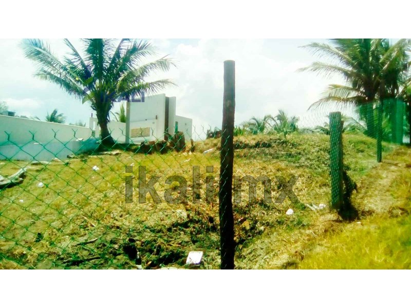 Terreno en Venta en Barra de Cazones