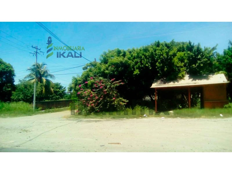 Terreno en Venta en Villa de las Flores