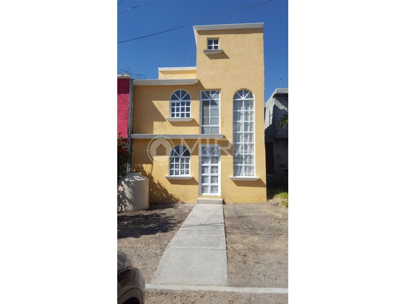 Casa en Venta en colonia Lomas de San Pedrito Peñuelas Secc Portales