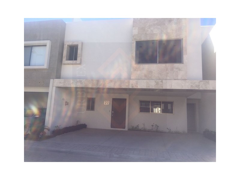 Casa en Venta en Lomas de Angelopolis