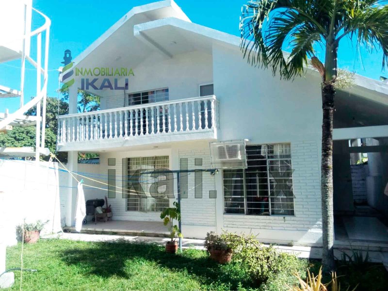 Casa en Renta en Jardines de Tuxpan