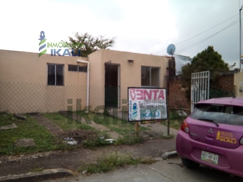 Casa en Venta en colonia Kawatzin Valencia