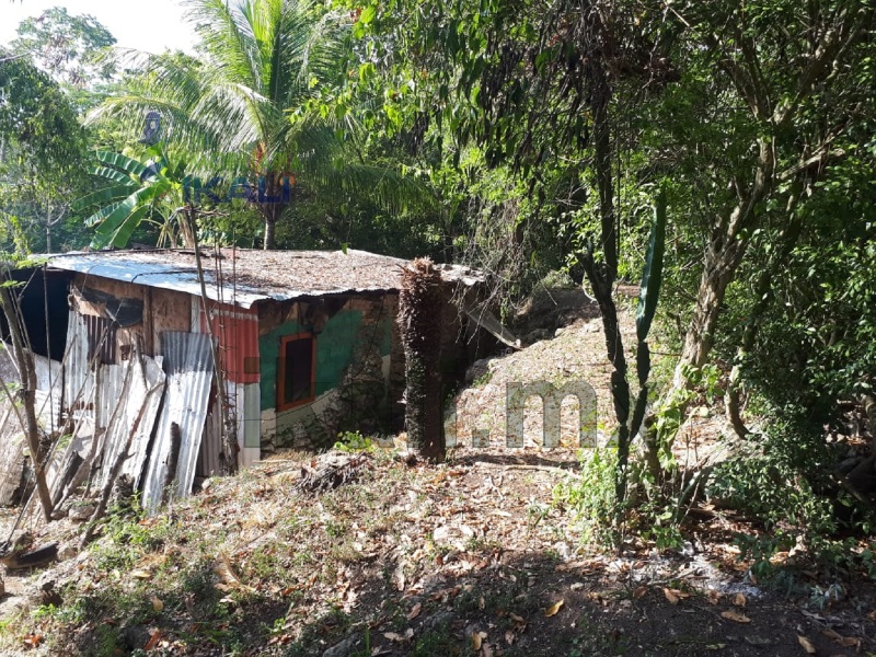 Terreno en Venta en colonia Azteca