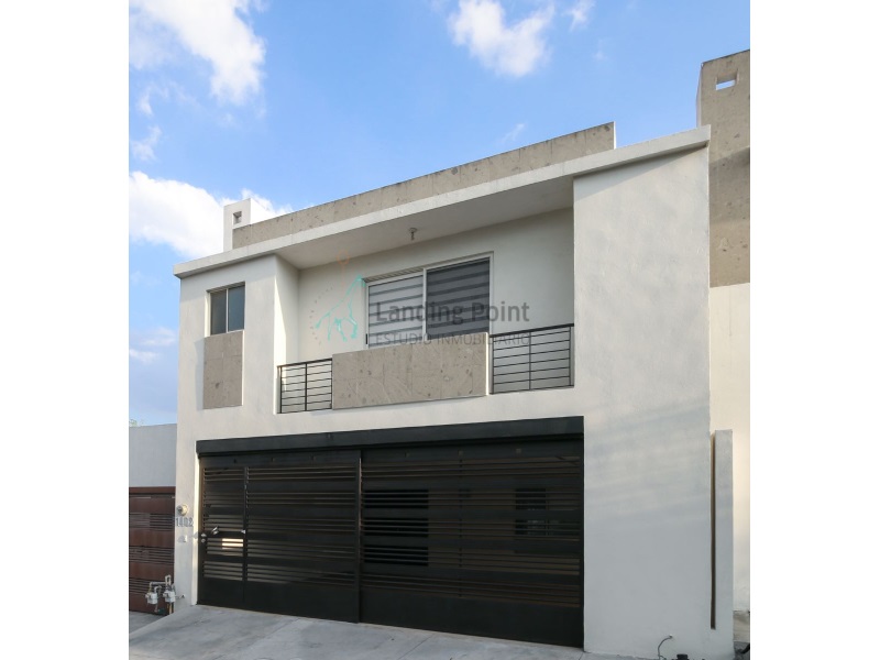 Casa en Venta en colonia Lomas de Garcia