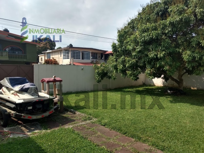 Terreno en Venta en Adolfo Ruiz Cortines