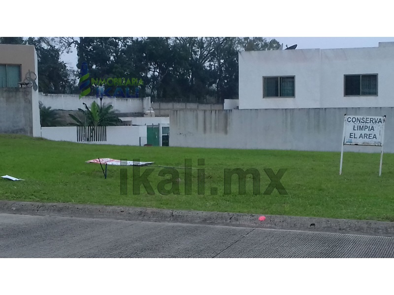 Terreno en Venta en Villa de las Flores