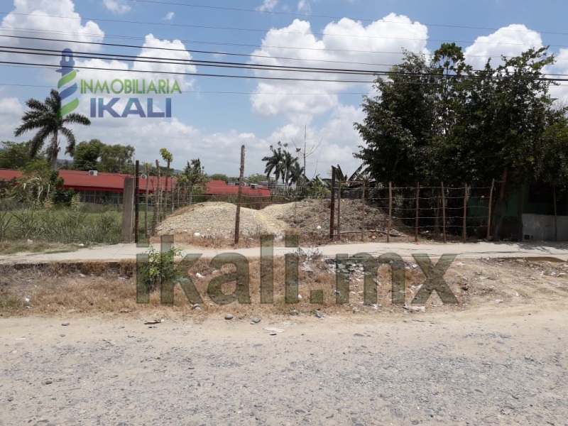 Terreno en Venta en Villa de las Flores