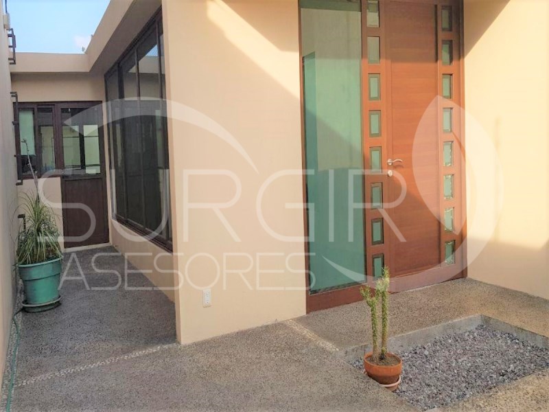 Casa en Venta en colonia Bosque Camelinas