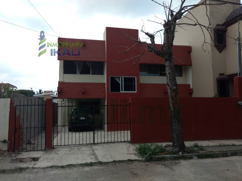 Departamento en Renta en Jardines de Tuxpan