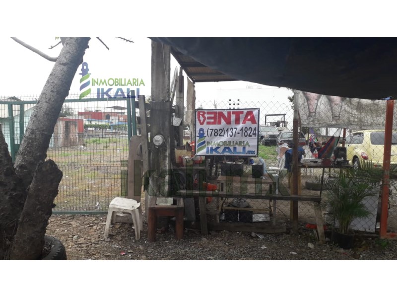 Terreno en Renta en Villa de las Flores