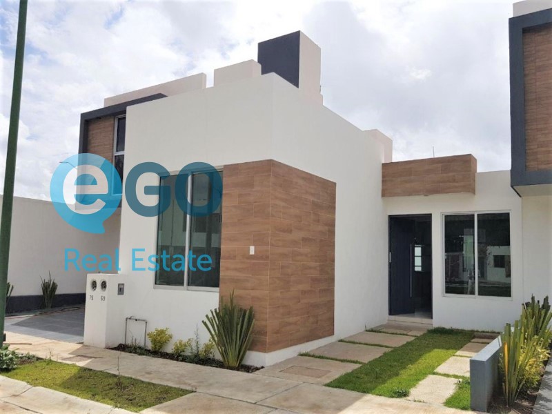 Casa en Venta en colonia San Lorenzo Itzicuaro