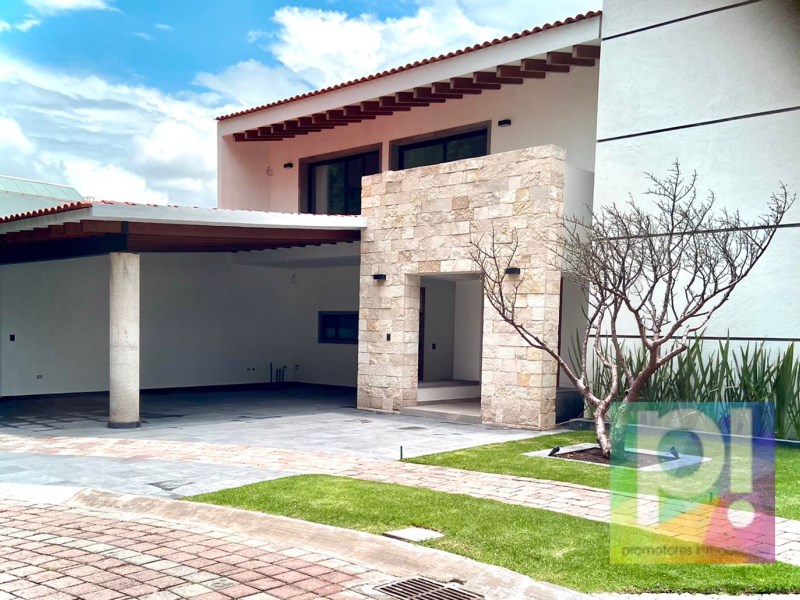 Casa en Venta en colonia San Rafael Oriente