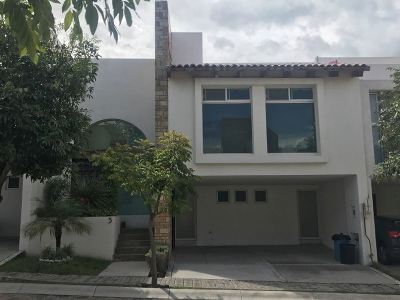 Casa en Venta en colonia Lomas de Angelopolis