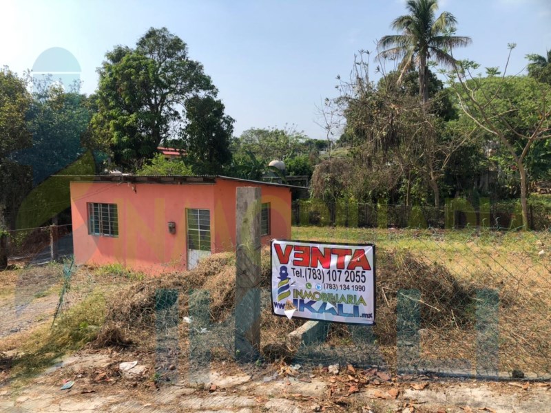 Terreno en Venta en colonia Cerro Azul Campo Comercial