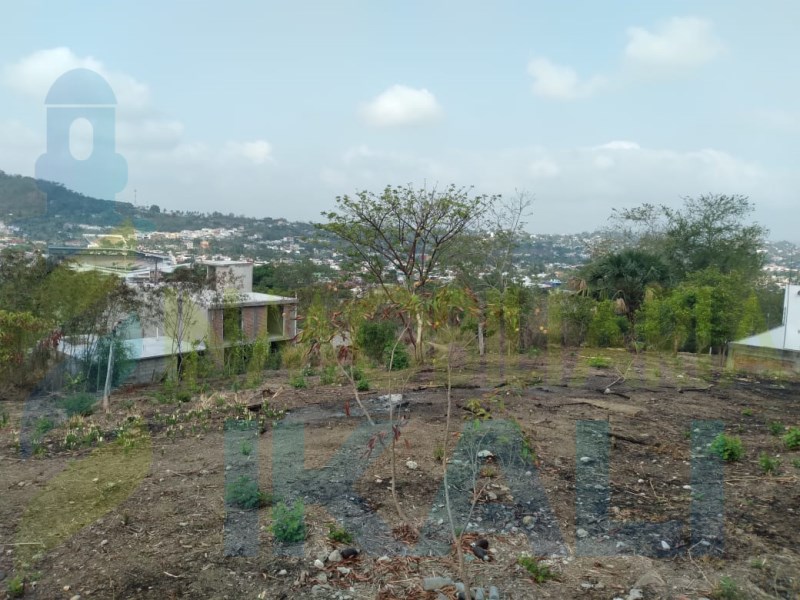 Terreno en Venta en colonia Tecnicos y Profesionistas