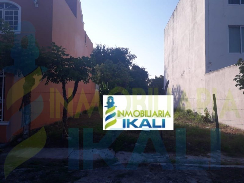 Terreno en Venta en Circulo Michoacano