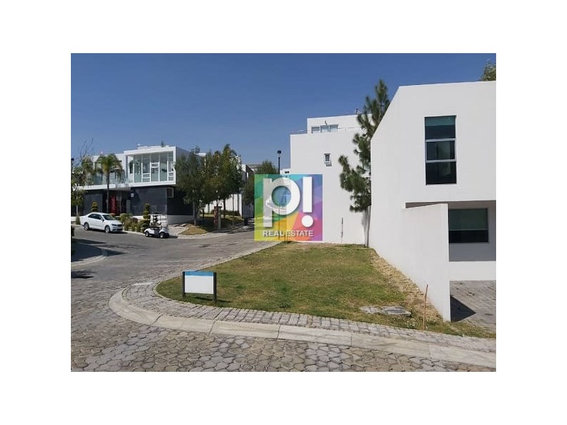 Terreno en Venta en Lomas de Angelopolis