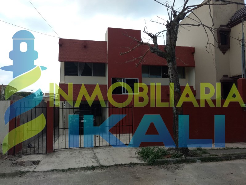 Departamento en Venta en Jardines de Tuxpan