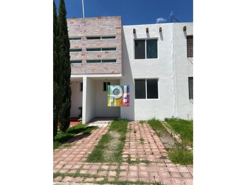 Casa en Venta en Arboledas de Loma Bella