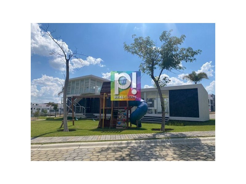Terreno en Venta en Lomas de Angelopolis