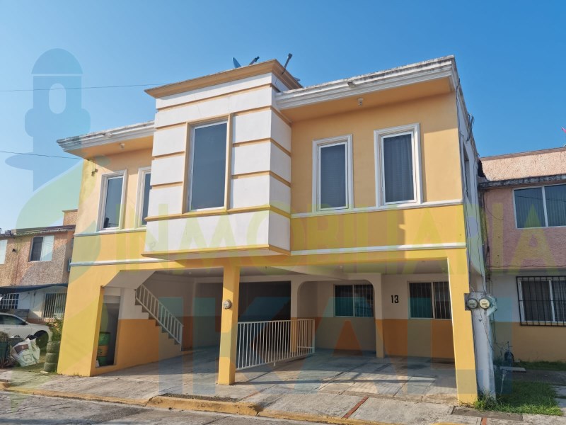 Casa en Renta en Rodriguez Alcaine