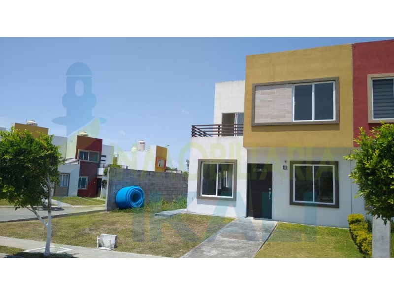 Casa en Renta en Alto Lucero