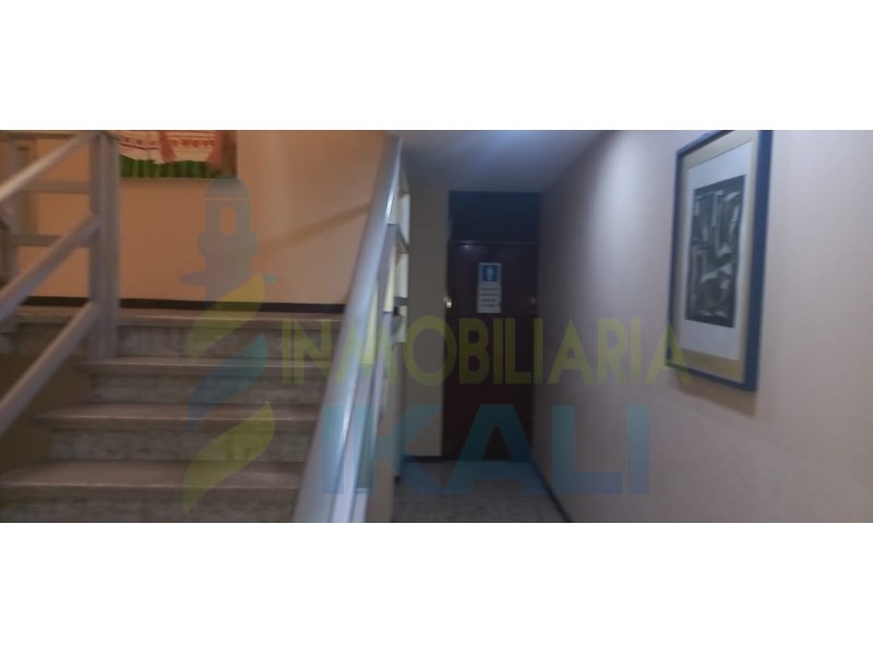 Oficinas/ en Renta en Tajin